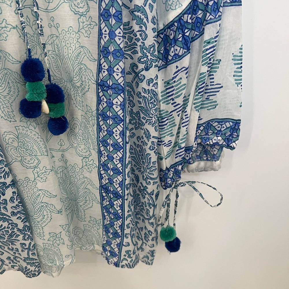 Bella tu blue and white peasant blouse - Picture 4 of 11